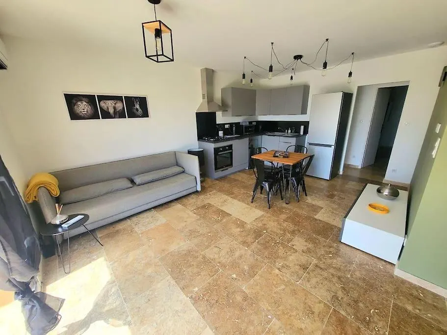 Gite De Charme L'Escale Des Sens Sauna Et Jacuzzi Sud Ardeche Bessas Holiday home