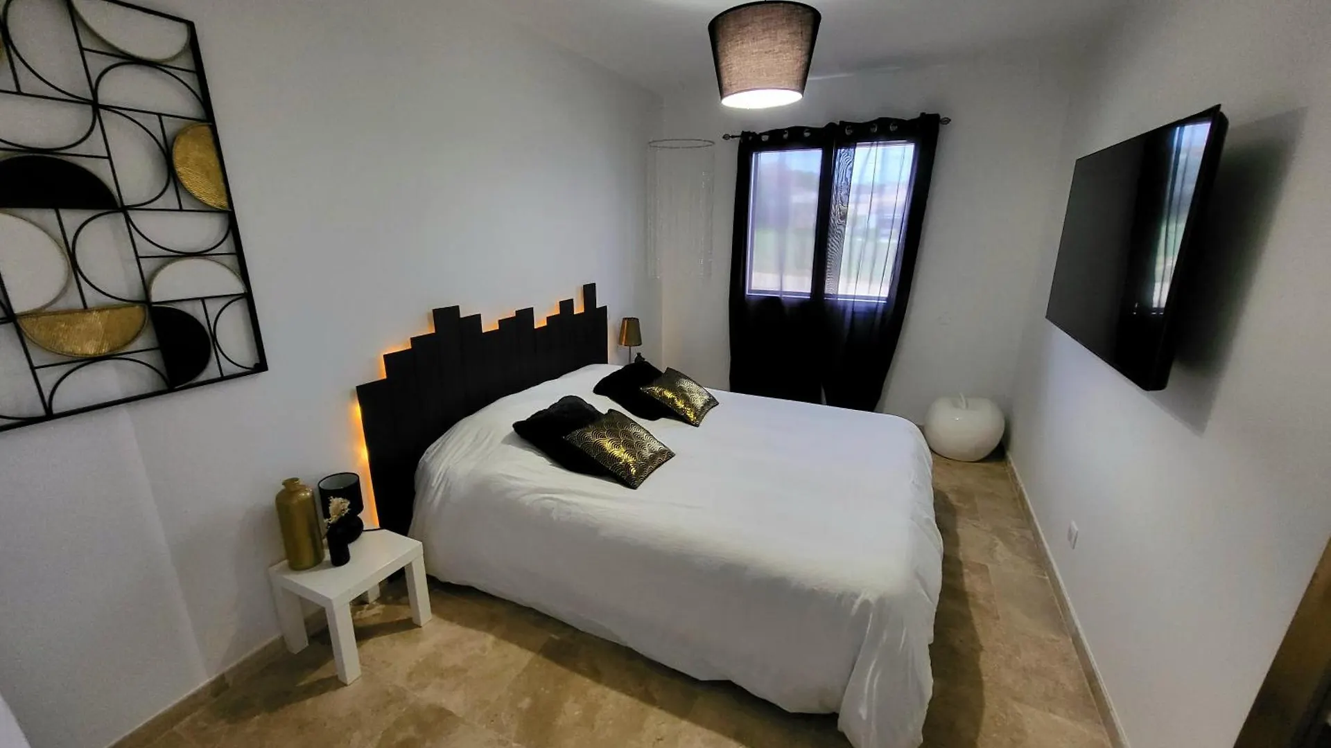 Holiday home Gite De Charme L'Escale Des Sens Sauna Et Jacuzzi Sud Ardeche Bessas